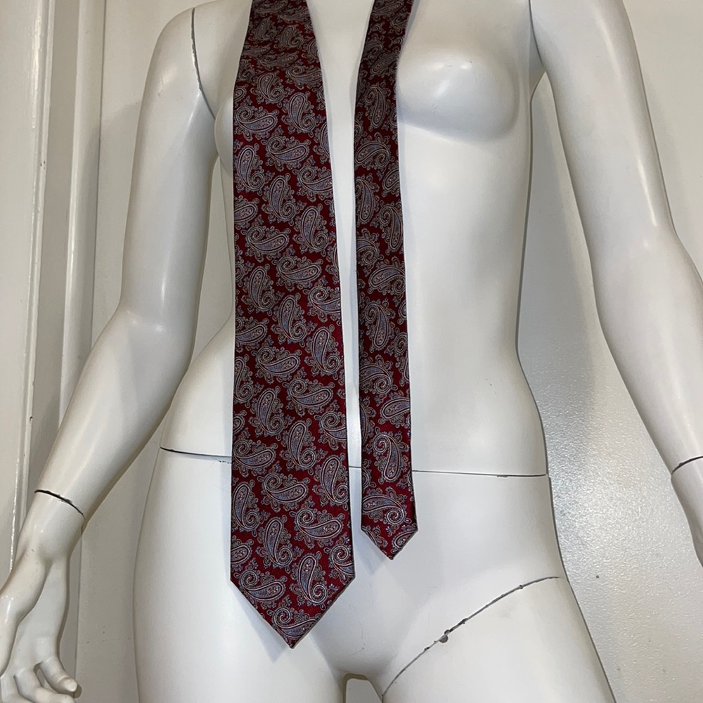 Jos.A.Bank classic collection silk neck tie